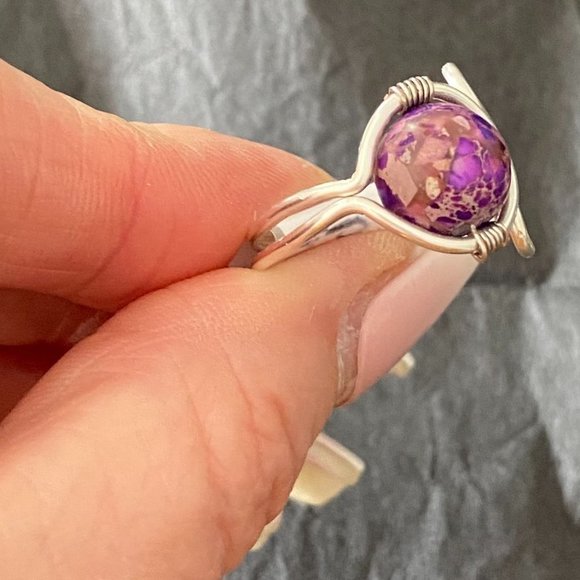 Stunning Purple Imperial Jasper (Gemstone) Wire Wrapped Ring Size 7 - Picture 7 of 11